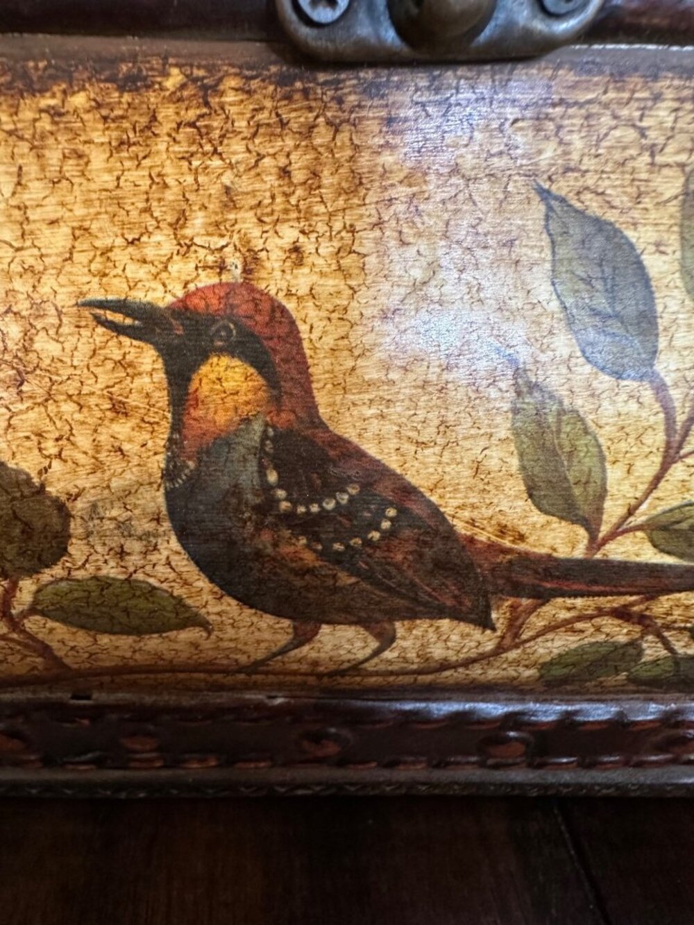 Handcrafted Vintage-Look Wooden Chest With Bird Design & Rustic Crackle Finish - Picture 12 of 16